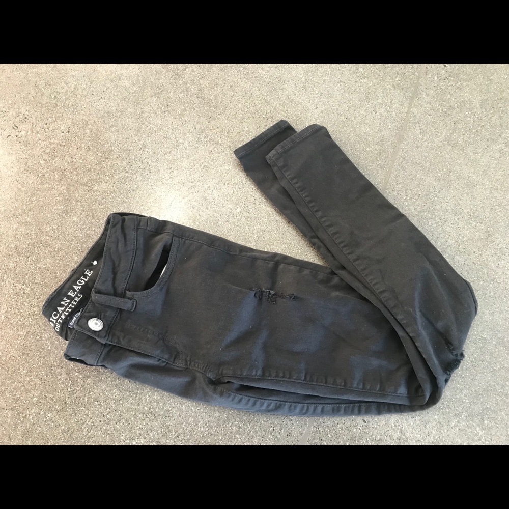 ❤️American Eagle Black super stretch Jean